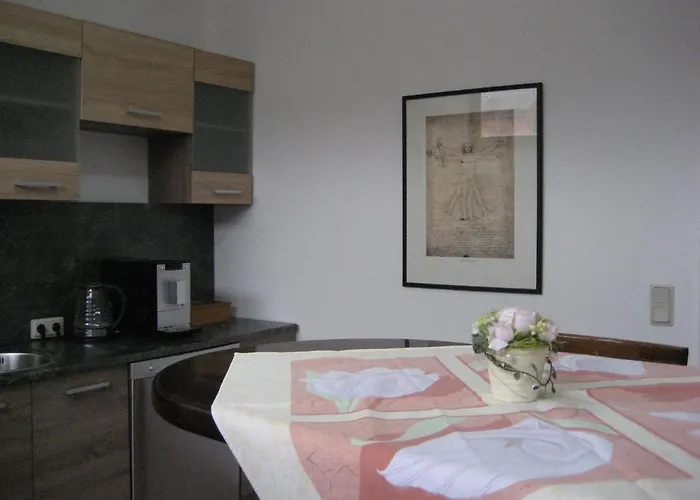 Weisses Ross Garni Бад-Брюккенау